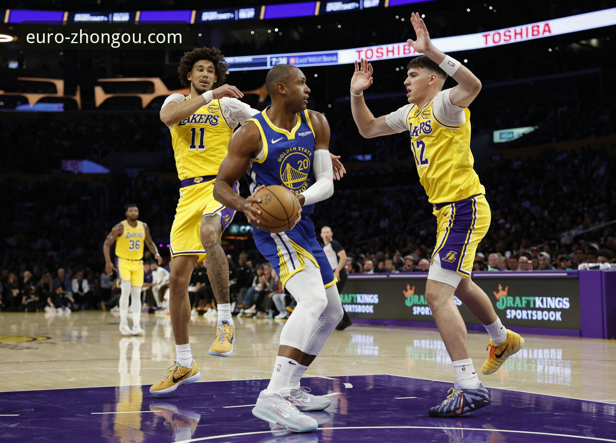 中欧官方APP下载链接推荐 中欧官方平台呈现NBA焦点战最新动态:湖人三巨头火力全开,客场力克步行者